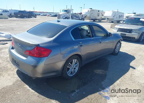 2015 Infiniti Q40 из США, поврежденный, VIN JN1CV6AP9FM502037